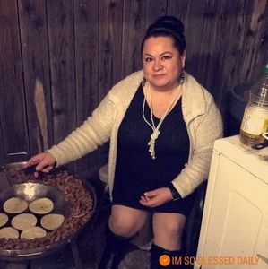 Meet your Posher, Mari